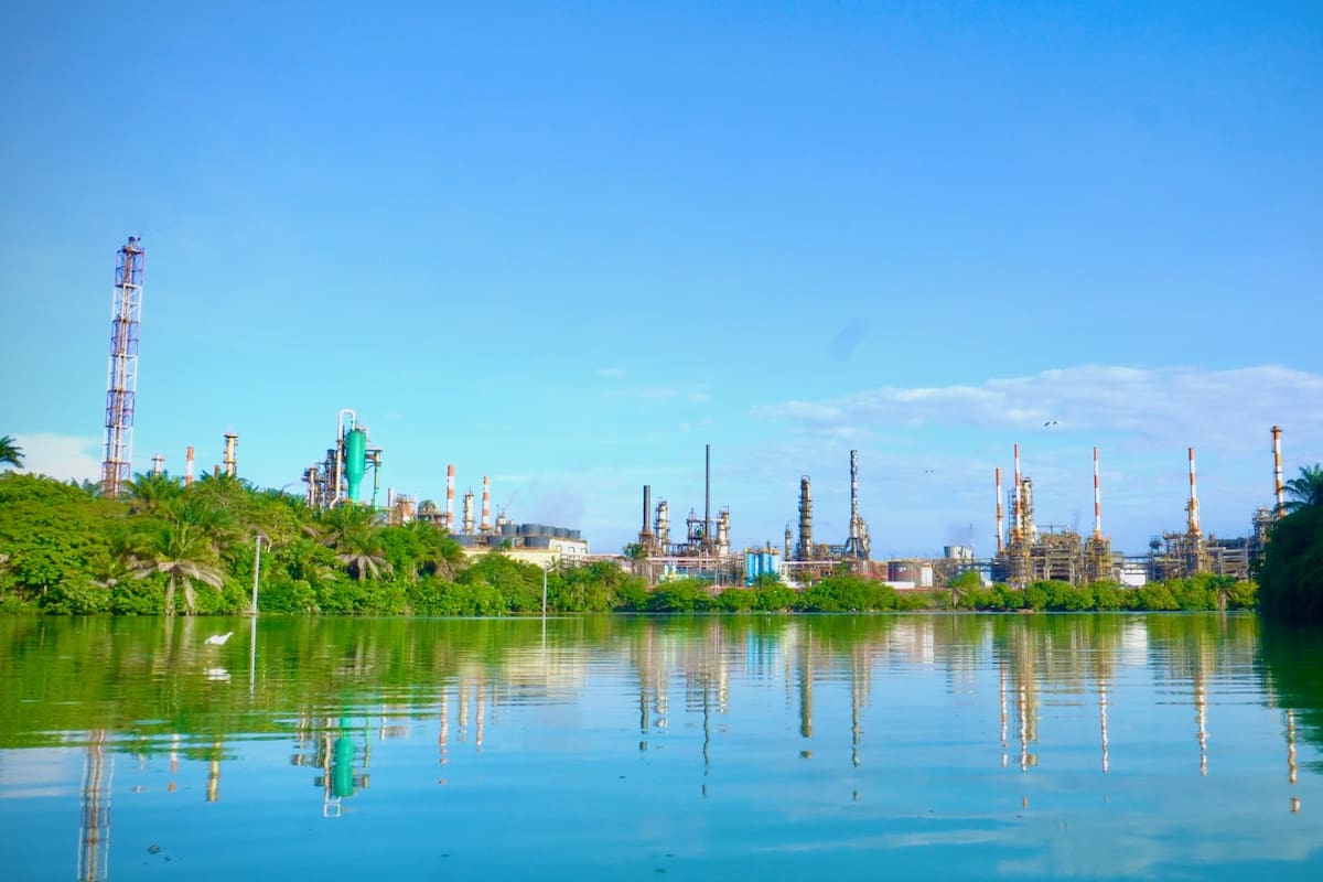 La Refinería de Barrancabermeja fue uno de los activos de Ecopetrol con mayor aporte a la reducción de emisiones durante 2025, con 36.550 toneladas de CO₂ mitigadas.