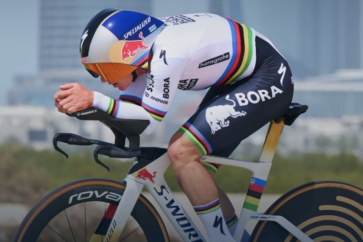 Remco Evenepoel gana la contrarreloj individual de hoy en UAE Tour y se pone líder en la clasificación general. Foto: @RBH_ProCycling