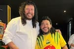 Así fue el emotivo encuentro entre René Higuita y Jairo Durán, su doble exacto en Bucaramanga