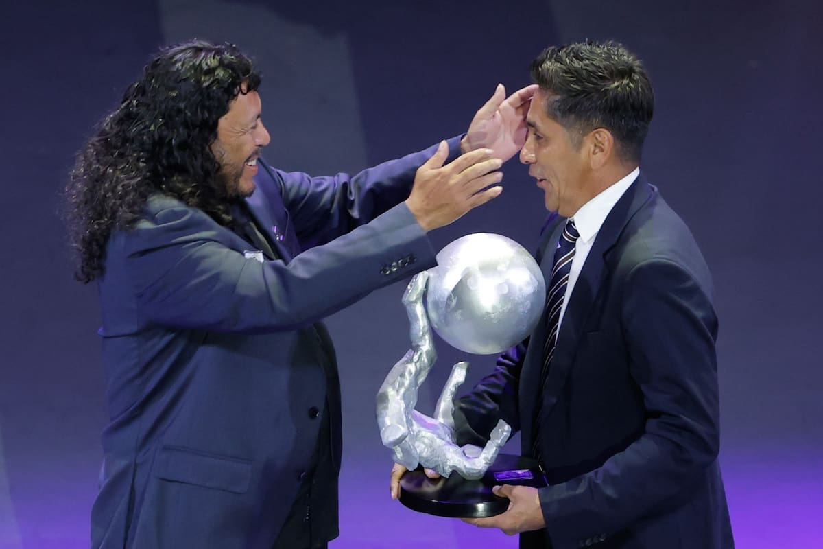René Higuita fue oficialmente exaltado al Salón de la Fama del Fútbol Internacional. /FOTO: @famasalon