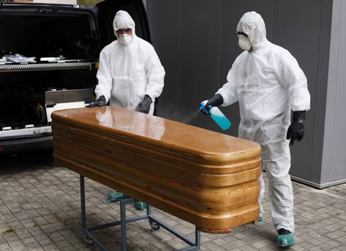 El proceso de repatriar un cuerpo puede ser largo y costoso, pero el Gobierno colombiano ha buscado alternativas para ayudar a quienes no tengan los recursos.