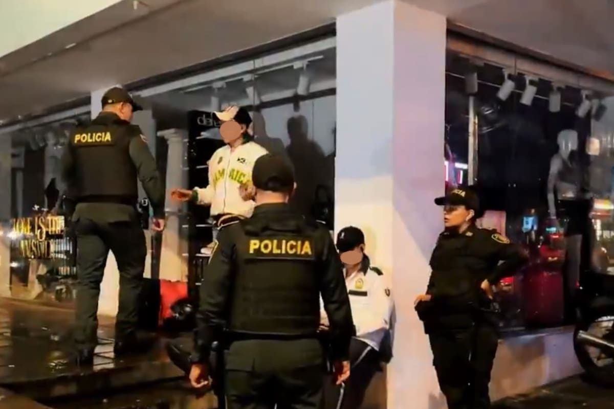 La comunidad de Cabecera solicita a las autoridades más controles cobre el ‘Pasaje de Los Hippies’, ubicado a la altura de la carrera 35A con calle 48. (Imágenes: suministradas / VANGUARDIA)