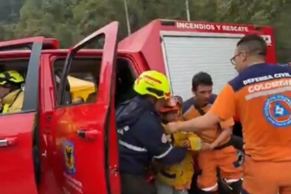 Rescatan a 7 personas desaparecidas en Monserrate tras más de 18 horas.