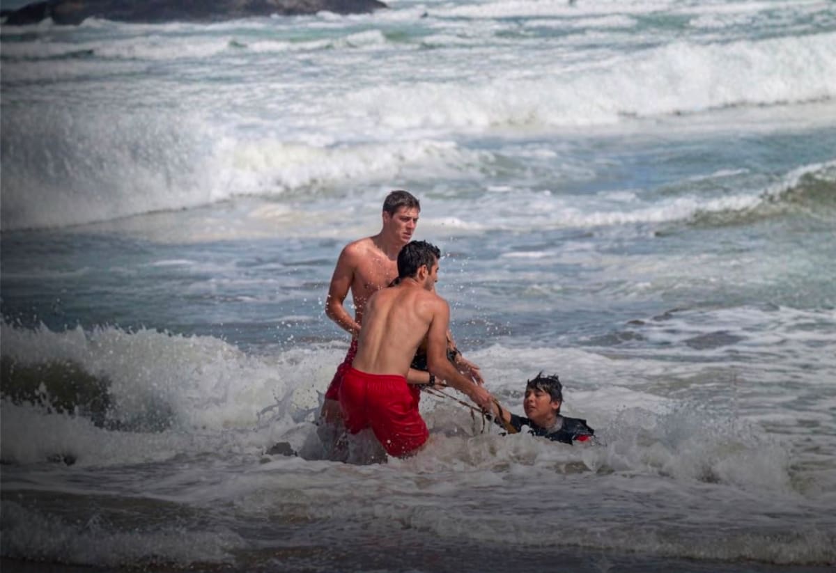 Ryder Williams, un joven de 16 años, será recibido en la Casa Blanca para recibir una Alta Condecoración Civil por rescatar a un niño que se ahogaba en el mar en California.