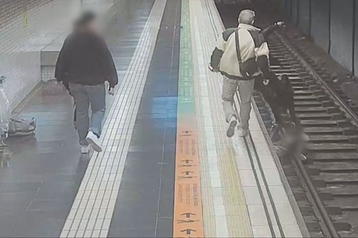 Rescate en el Metro de Barcelona: una agente policial fuera de servicio salva la vida de un joven que cayó a las vías.