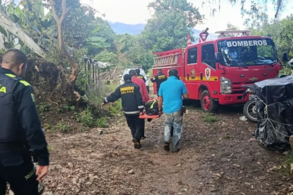La caída de una mujer desde una tarabita movilizó a organismos de emergencia en Santander. Foto: Bomberos Voluntarios de Málaga