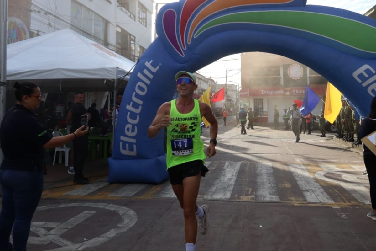 Se desarrolló con éxito la carrera Reto 10 K Palonegro, que sirvió para conmemorar los 126 años de la Batalla de Palonegro, acontecimiento clave en la historia del departamento de Santander. Foto: Suministrada.