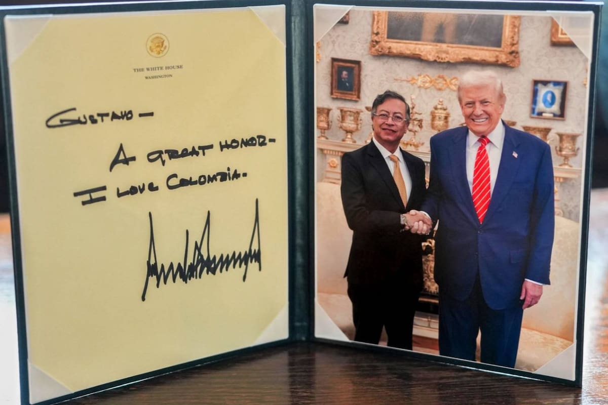 A través de un mensaje en el recordatorio del encuentro entre ambos presidentes, Donald Trump aseguró que había sido “un gran honor” reunirse con su homólogo colombiano, Gustavo Petro.