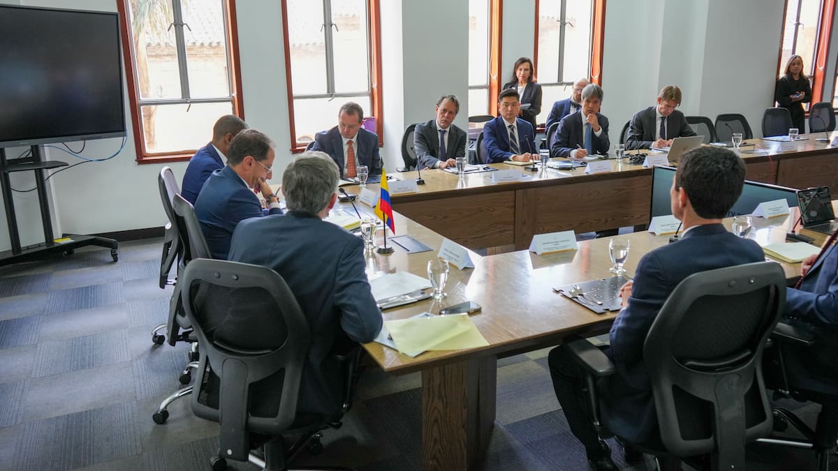 Colombia enfrenta una creciente presión sobre sus finanzas públicas mientras el Gobierno busca apoyo técnico y profundiza su relación con el organismo multilateral. Foto: Prensa Vicepresidencia.