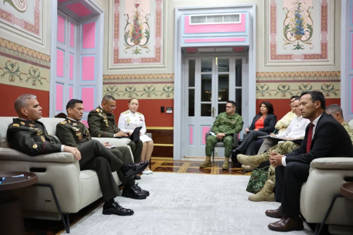 Reunión de trabajo de delegaciones de Venezuela y Colombia. Foto: Presidencia Venezuela