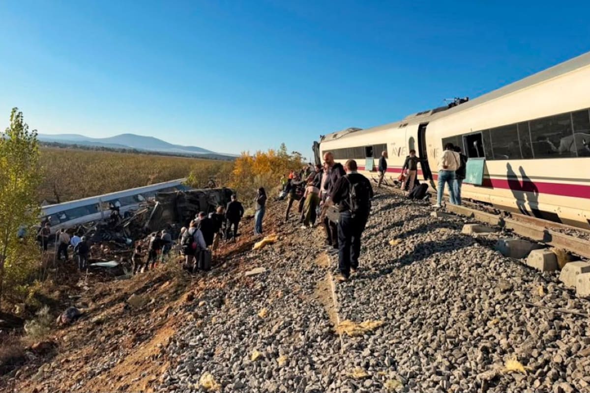 Tras conocerse la tragedia ferroviaria en Toledo, Felipe VI calificó el accidente como una “desgracia terrible” y transmitió su solidaridad a las personas afectadas por el siniestro. Foto tomada de // @ClaudioSavoia // X.