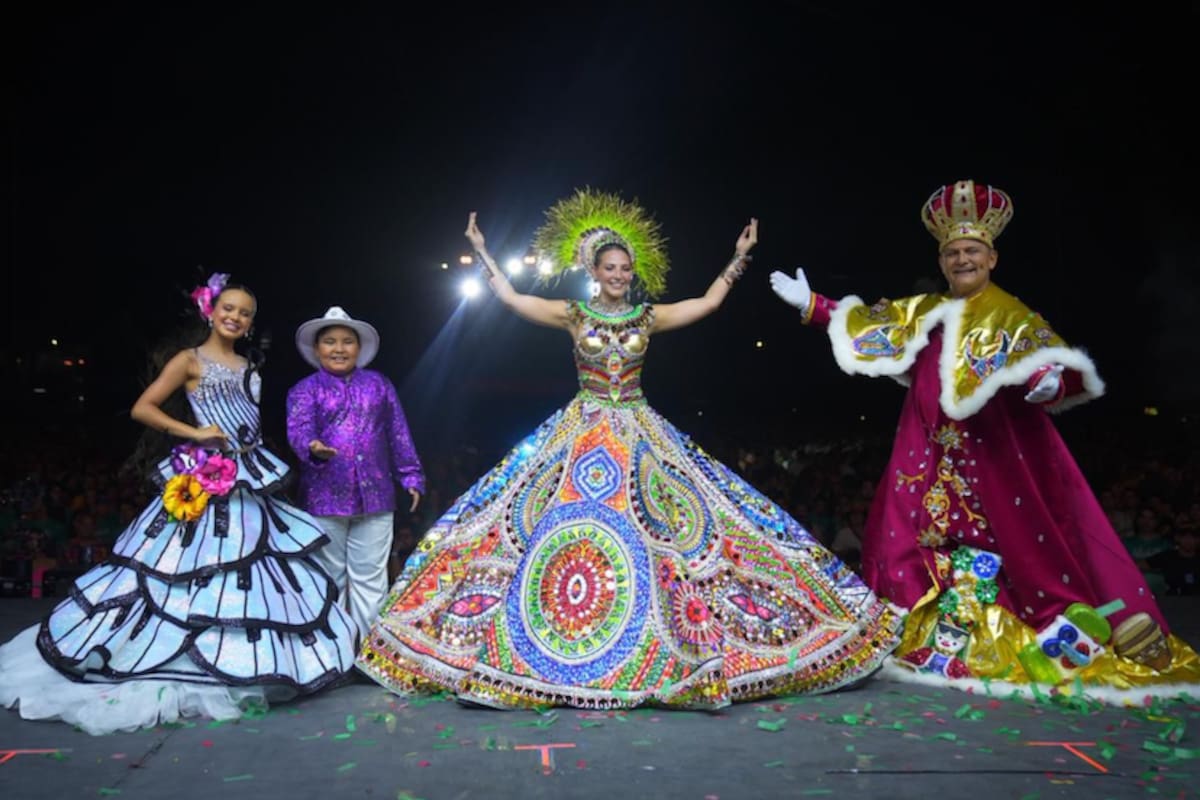 Sharon Acosta, Joshua Osorio, Michelle Char Fernández y Adolfo Maury Cabrera reyes del carnaval de Barranquilla 2026.//Cortesía Carnaval de Barranquilla.
