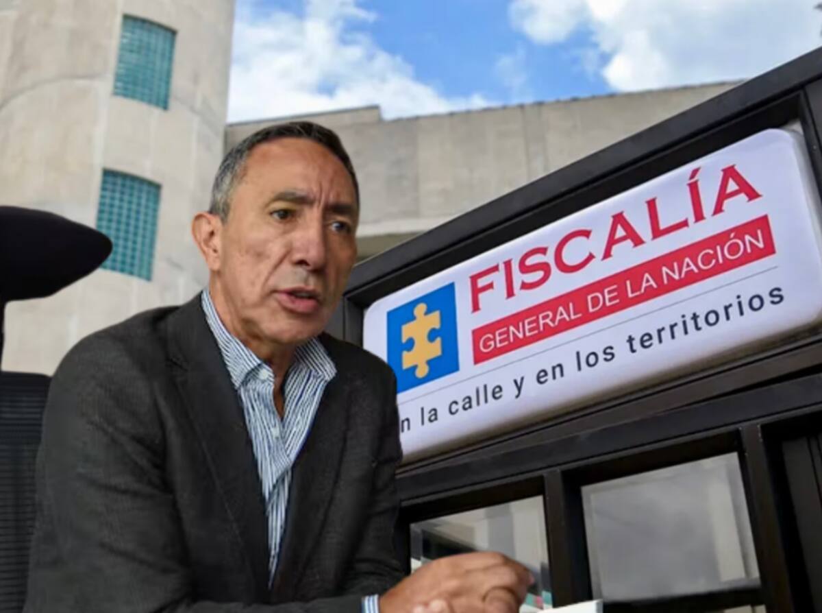 La Fiscalía imputó a Ricardo Roa por el delito de tráfico de influencias de servidor público.