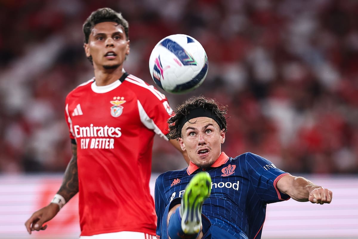 Richard Ríos se ha hecho dueño del mediocampo en el Benfica. //Foto, EFE: RODRIGO ANTUNES
