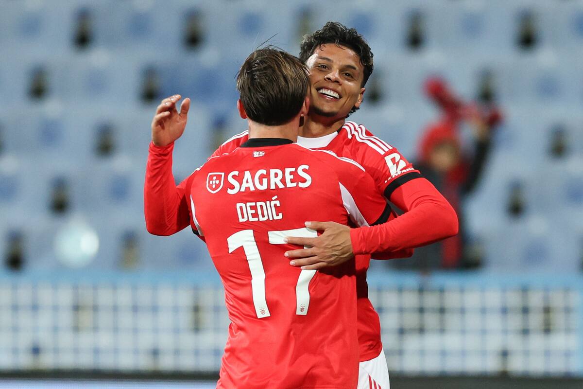 Richard Ríos ingresó en el segundo tiempo para Benfica. //Foto, EFE: MIGUEL A. LOPES