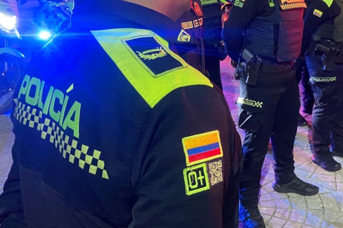 Riña tras accidente de tránsito en Bucaramanga dejó ataques contra la Policía