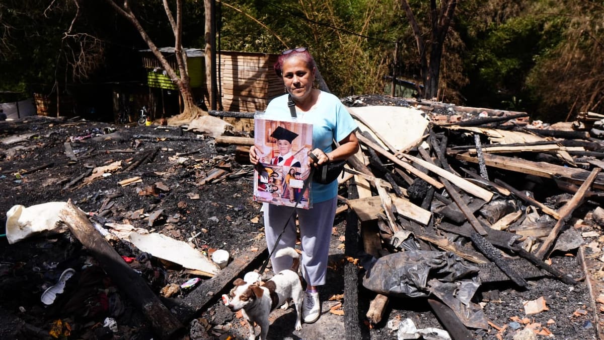Rita, la abuela de Dylan en la que fue su casa. Foto: Marco Valencia/ VANGUARDIA