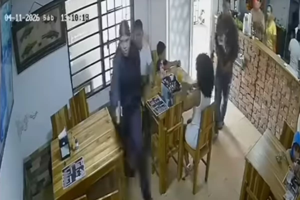 Patrullera de 20 años evitó robo millonario en restaurante de Cartagena.
Foto: captura de video.