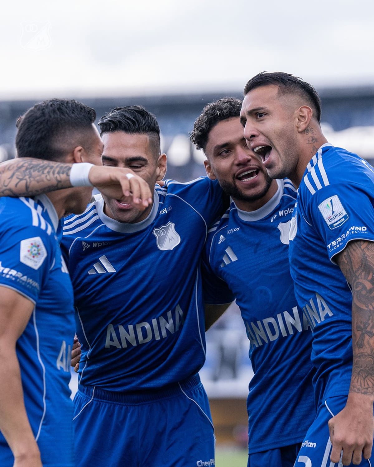 Rodrigo Contreras y Falcao García se lesionaron en el partido entre Millonarios y Llaneros, de la fecha 7 de la Liga BetPlay I de 2026. Foto: Millonarios.