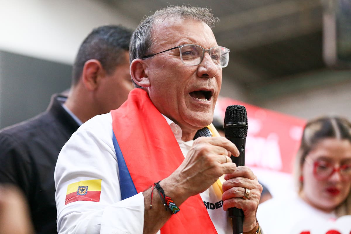 Roy Barreras propone integrar a más aspirantes a la consulta del "Frente por la Vida". // Foto: Colprensa - Lina Gasca.