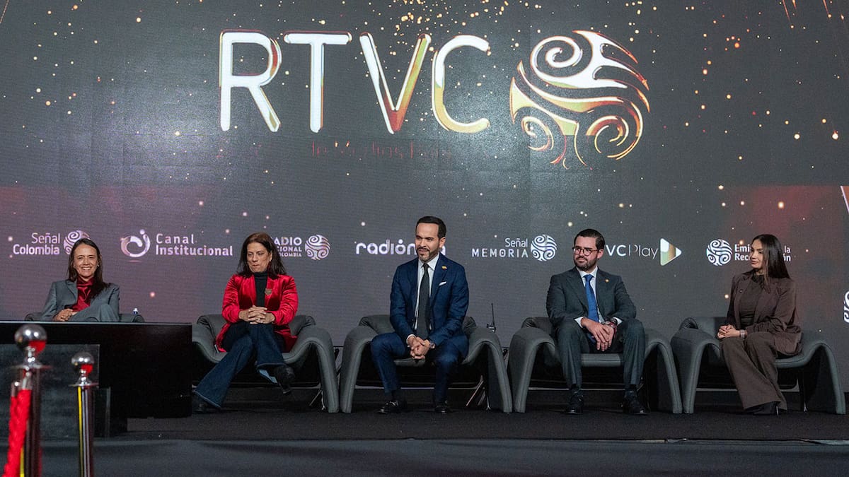 Presidente De La Espriella anuncia el resurgir de RTVC y denuncia irregularidades en contratos del anterior gobierno por más de $100.000 millones. Foto: César Carrión - Presidencia
