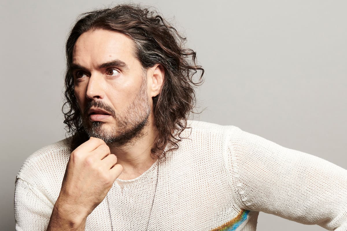 La policía del Reino Unido acusa formalmente a Russell Brand de violación y otros delitos sexuales.
Foto: A.P.I.