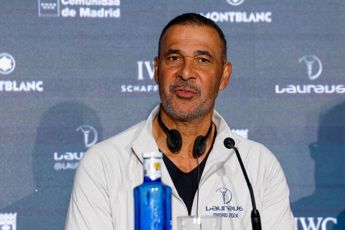 El exfutbolista holandés Ruud Gullit,miembro de la academia de los premios Laureus, durante la rueda de prensa ofrecida este lunes en Madrid con motivo de la entrega de los Premios Laureus que se celebrará esta noche. EFE/ Zipi
