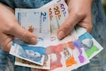 ¿Qué trabajadores recibirán el aumento del salario mínimo en 2026?