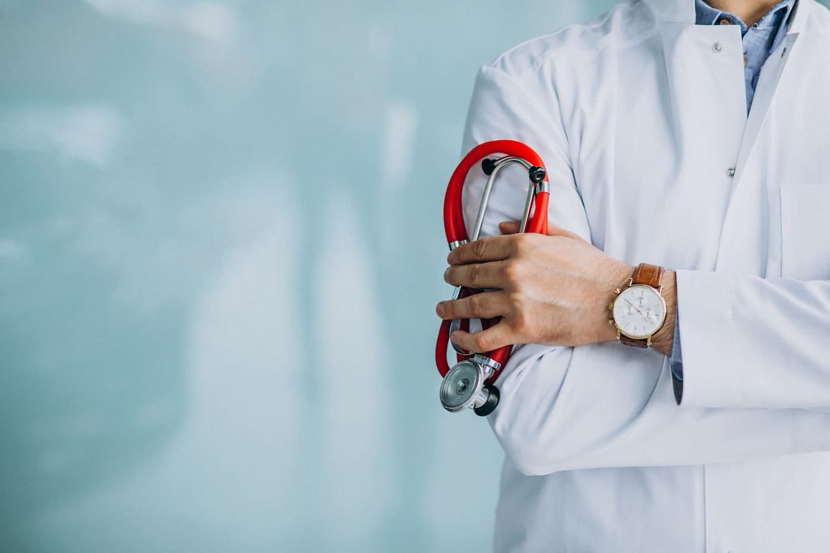 La prevención comienza con pequeños hábitos que, mantenidos en el tiempo, mejoran la salud y el bienestar en la vejez.