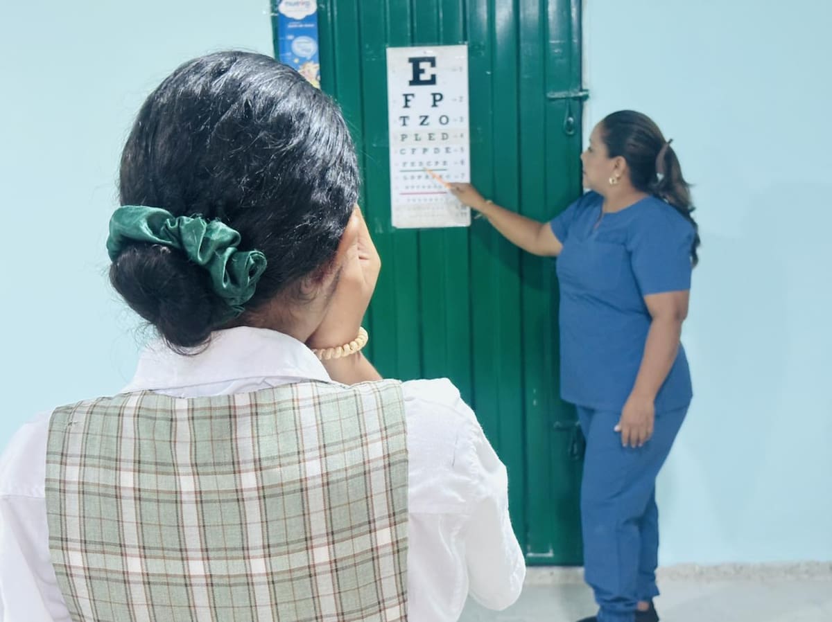 Las jornadas de salud incluyen valoración física, revisión visual y atención odontológica para estudiantes de instituciones educativas oficiales de Barrancabermeja.
Suministrada/Vanguardia