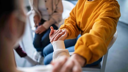 Salud mental de cuidadores, una deuda urgente para proteger a la primera infancia en Colombia