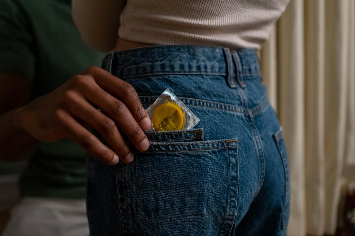 En Colombia, los niveles más altos de embarazo adolescente se encuentran en las zonas rurales. Los esfuerzos de organizaciones como DKT South America siguen siendo claves para promover una educación sexual y reproductiva en el país.