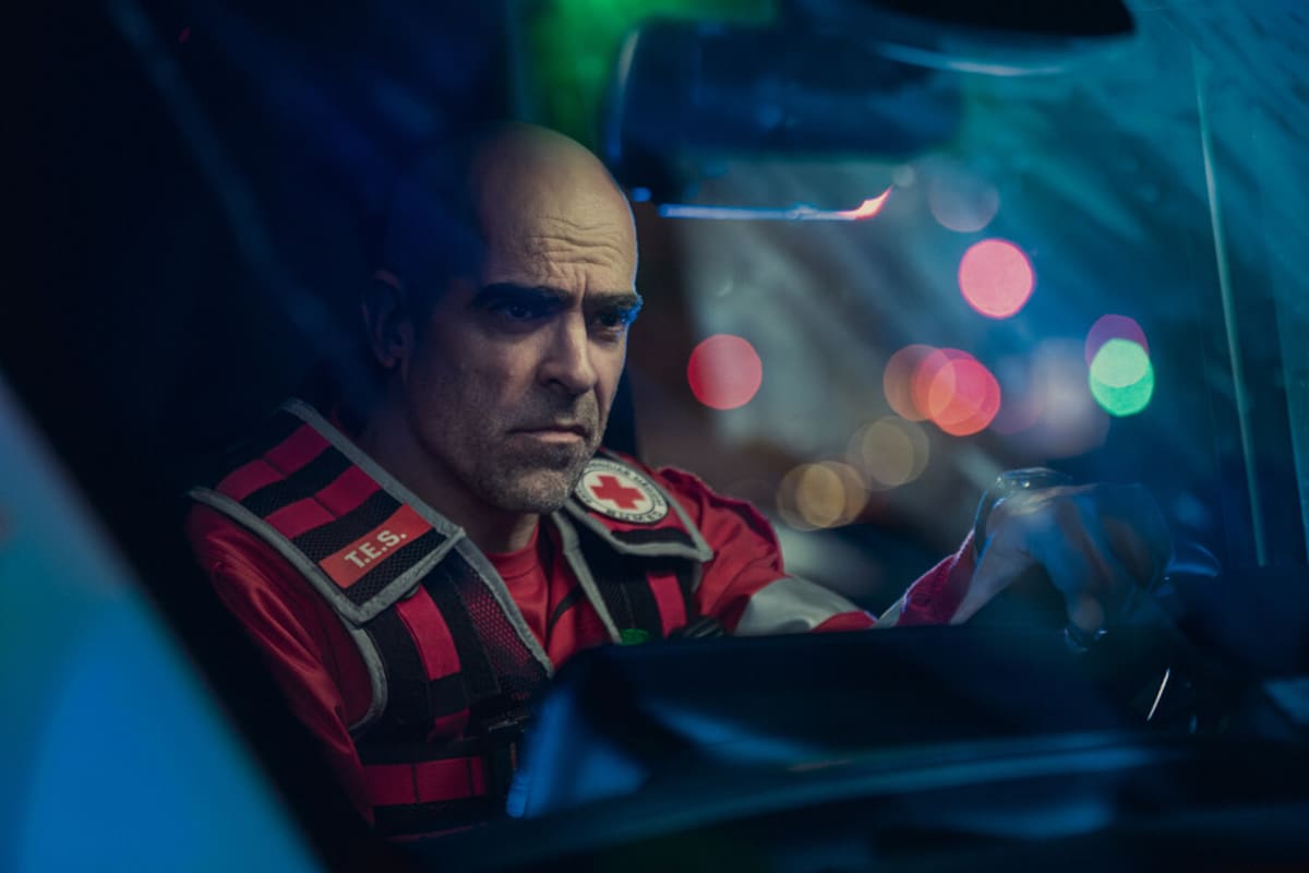 Luis Tosar as Salvador in episode 01 de Salvador.