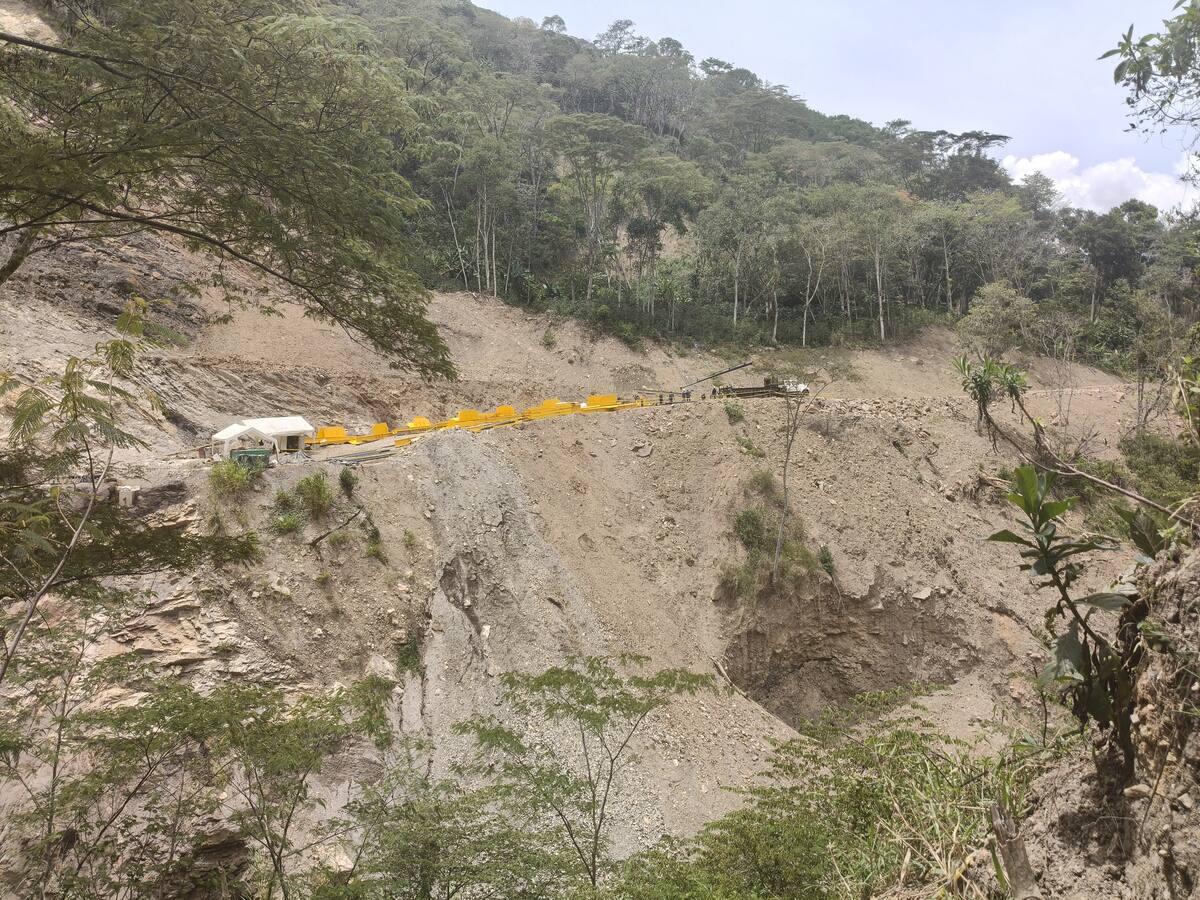 La Secretaría de Infraestructura señala que el terreno se encuentra inestable.
Foto: Katterine Dimas / Vanguardia.