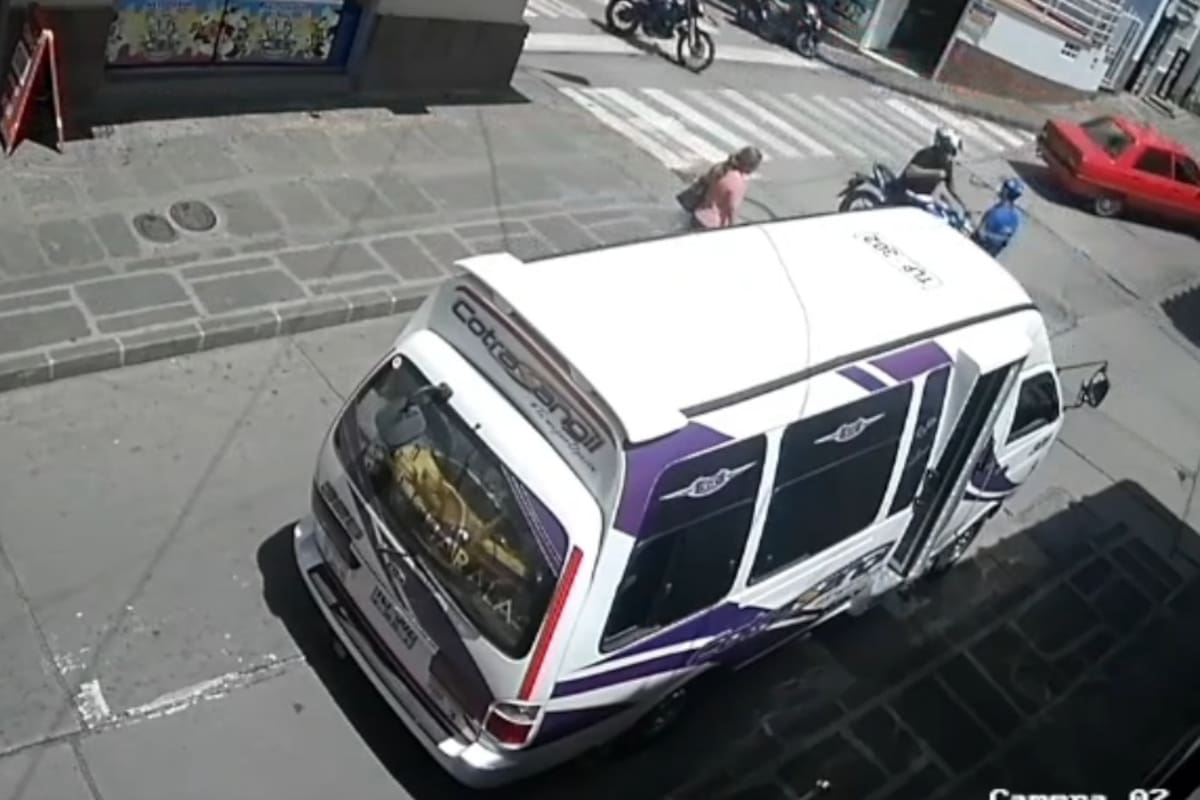 El incidente se presentó en la esquina de la carrera 10 con calle 15 en el centro de San Gil.