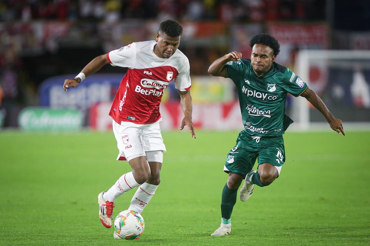 Santa Fe defiende el título del fútbol colombiano. (Colprensa - Cristian Bayona).