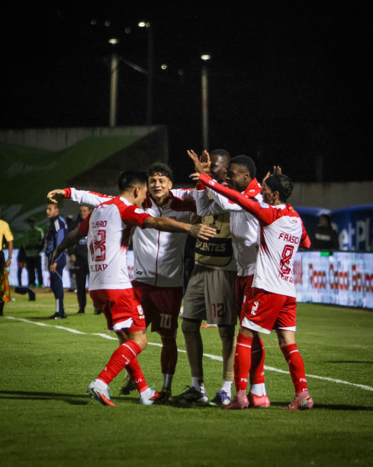 Santa Fe logró su primer triunfo en la Liga BetPlay, al vencer 1-0 a Chicó. Foto: Colprensa.