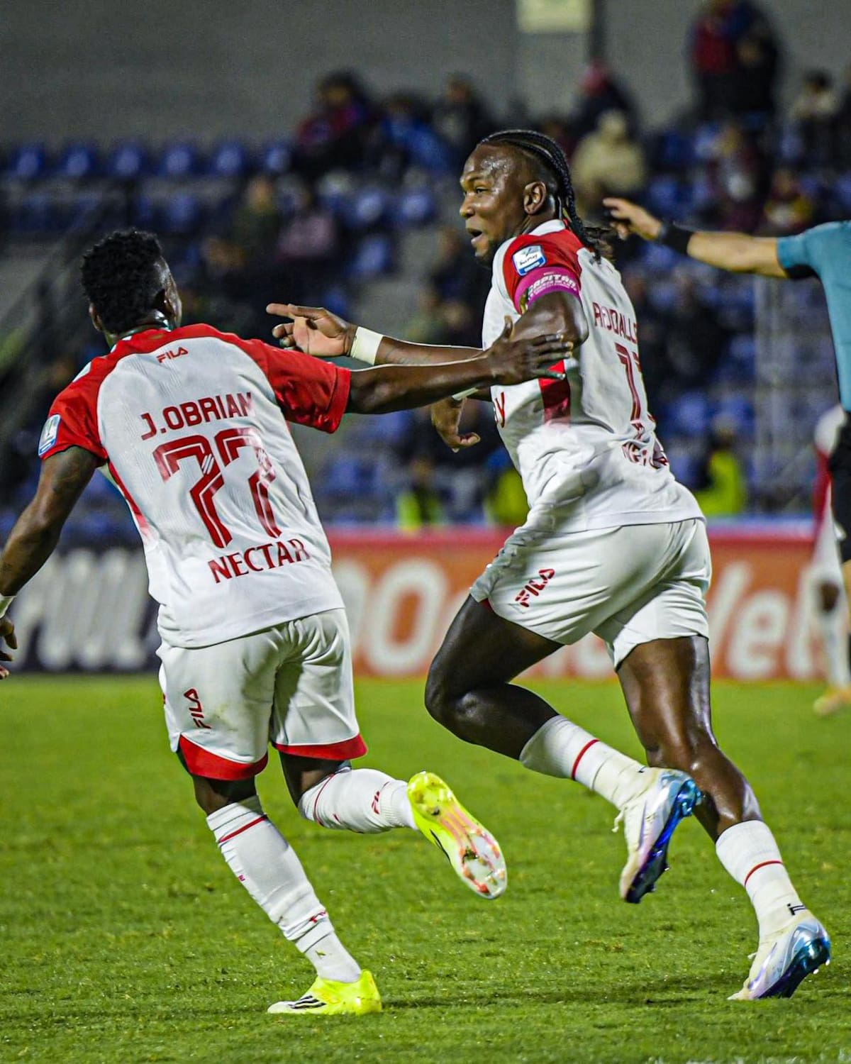 Independiente Santa Fe venció 2-1 a Pasto y dio un paso importante de cara a la clasificación a los cuartos de final de la Liga BetPlay. Foto: Santa Fe.