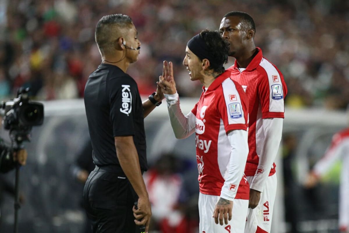 Bogotá. Febrero 25 de 2026. Santa Fe enfrenta a Atlético Nacional, por encuentro válido de la Liga BetPlay I 2026 de la fecha 5 en el Estadio Nemecio Camacho El Campin. (Colprensa - Lina Gasca).