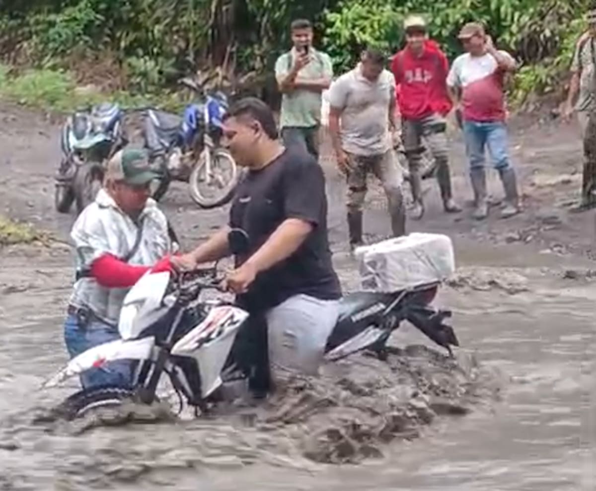 Daños por lluvias en Santa Helena del Opón.