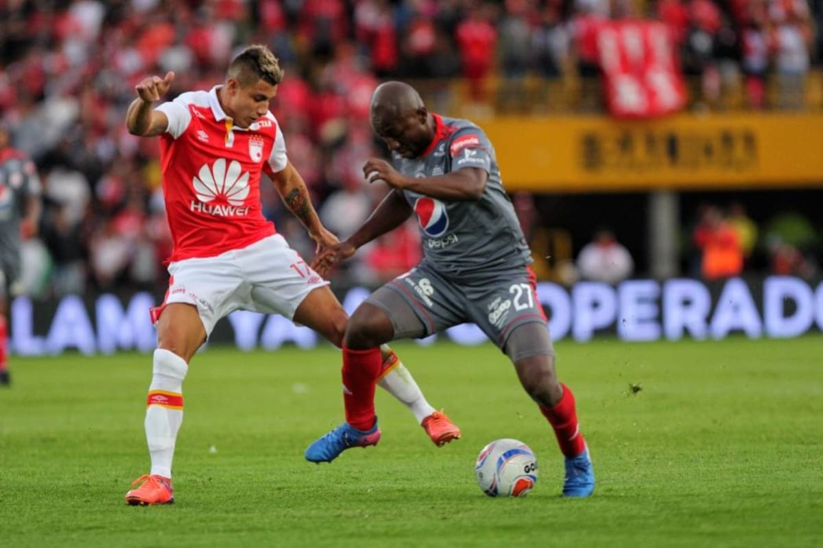 Independiente Santa Fe derrotó ayer 3-1 al América de Cali en la final del Torneo Fox Sports Colombia, que se jugó en Bogotá y en el que también participaron Millonarios y Deportivo Cali. (Foto: Colprensa / VANGUARDIA LIBERAL)