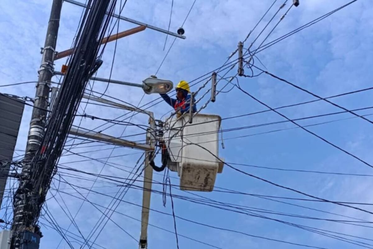 Esté atento a los cortes de luz en varios municipios de Santander.