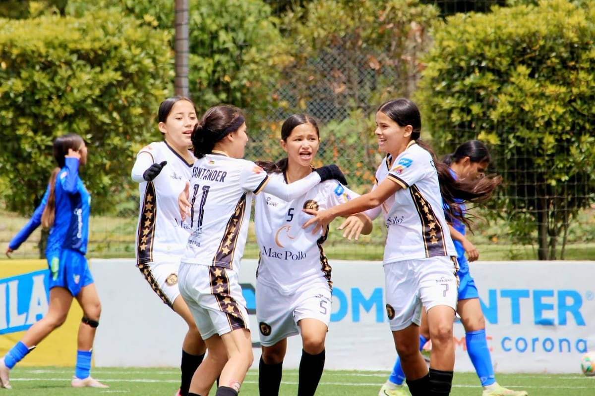 Santander clasificó a semifinales del Campeonato Nacional Interligas Sub13 tras goleada y buscará revalidar el título. Foto: Liga Santandereana de Fútbol.