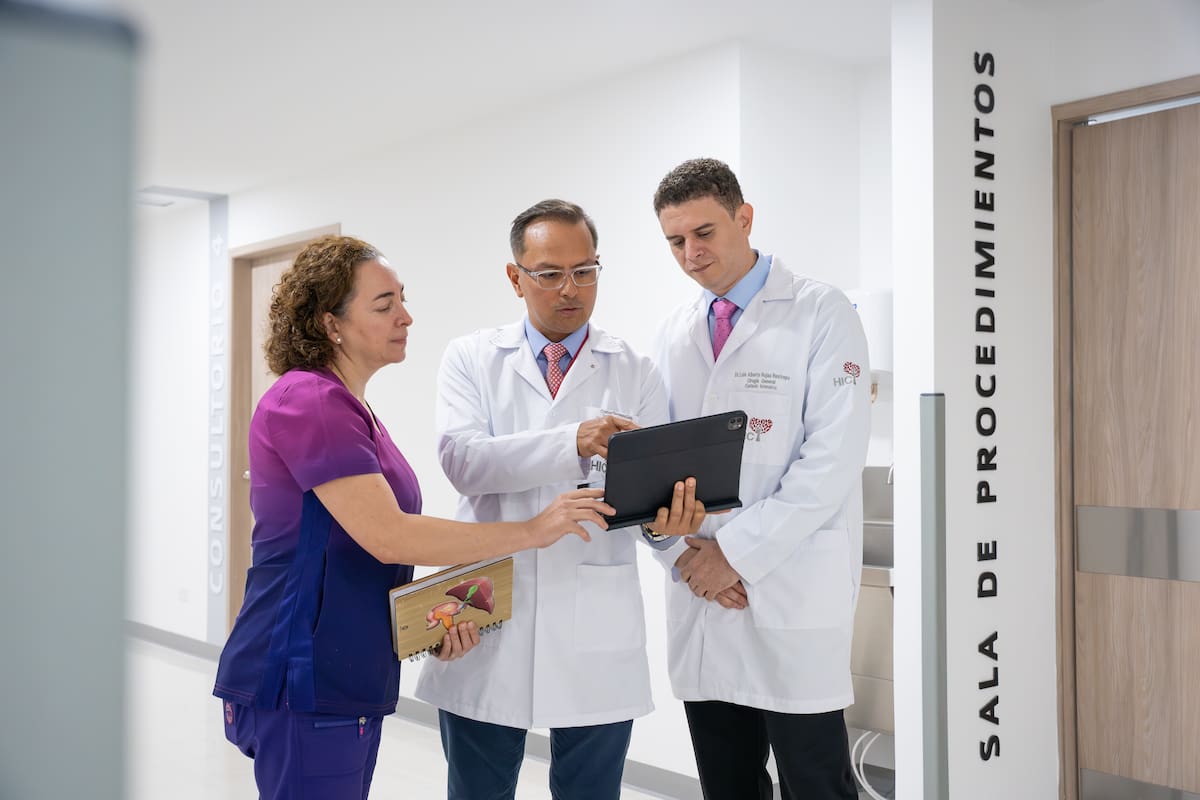 Santander gradúa al primer cirujano hepatopancreatobiliar formado en Colombia. Foto suministrada/VANGUARDIA