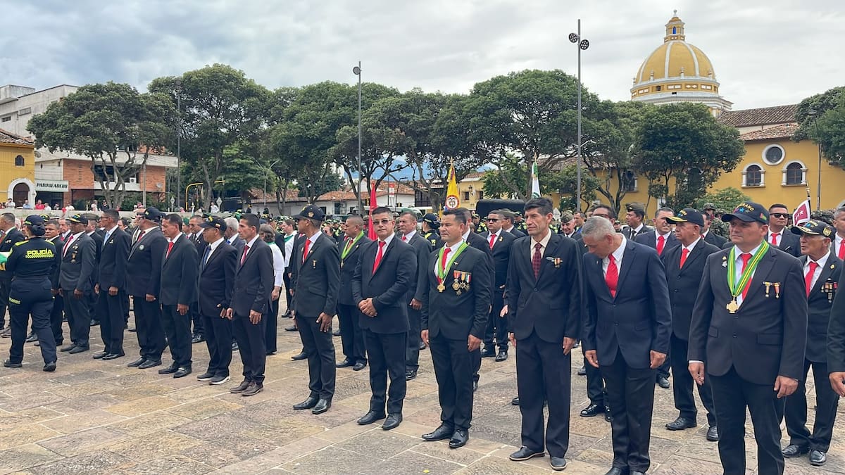 Santander homenajeó a más de 3.800 veteranos durante una ceremonia en Bucaramanga. | Foto: Suministrada / Vanguardia