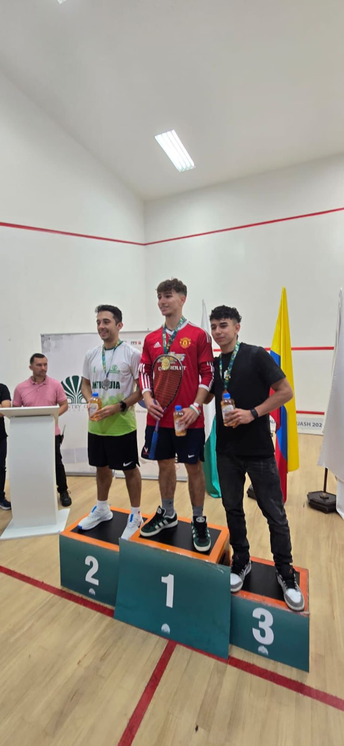 Santandereanos brillaron en la II Válida Nacional de Squash 2026 en Medellín: títulos y podios rumbo a Juegos Nacionales. Foto: Cortesía/Vanguardia