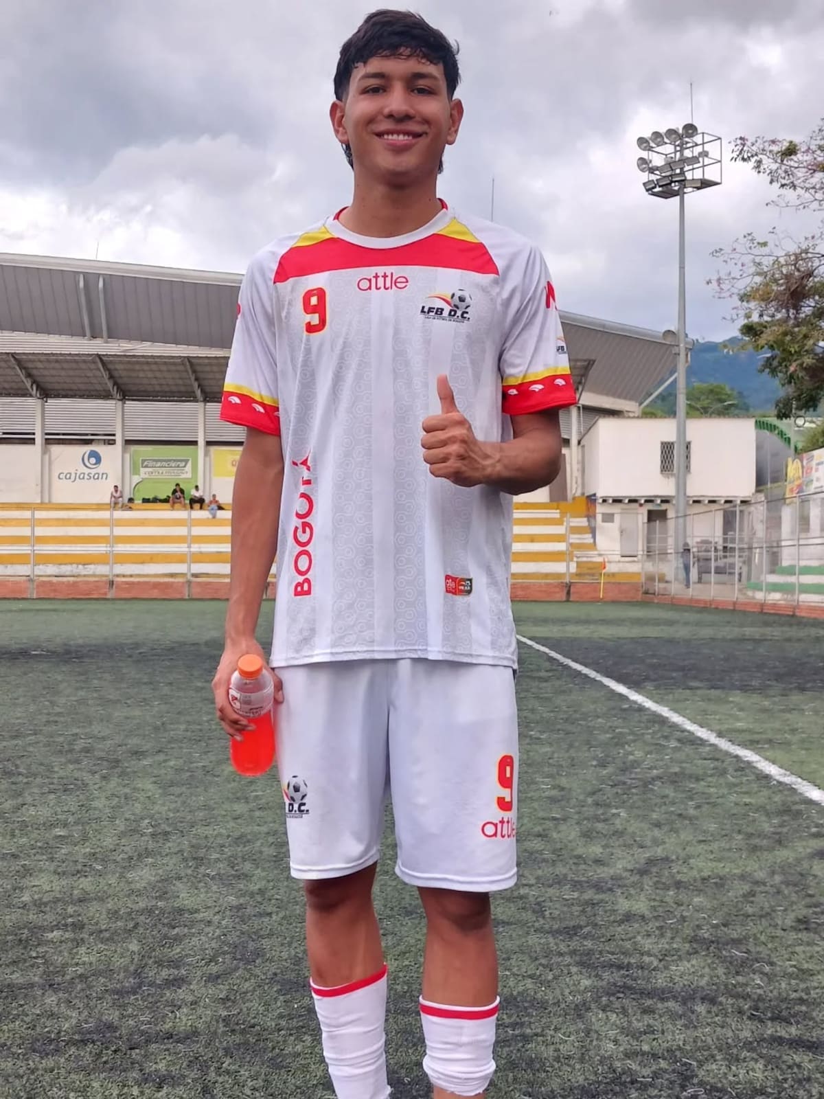 Santiago Castrillón es uno de los futbolistas juveniles de Millonarios que más proyección tiene. Foto: Millonarios.