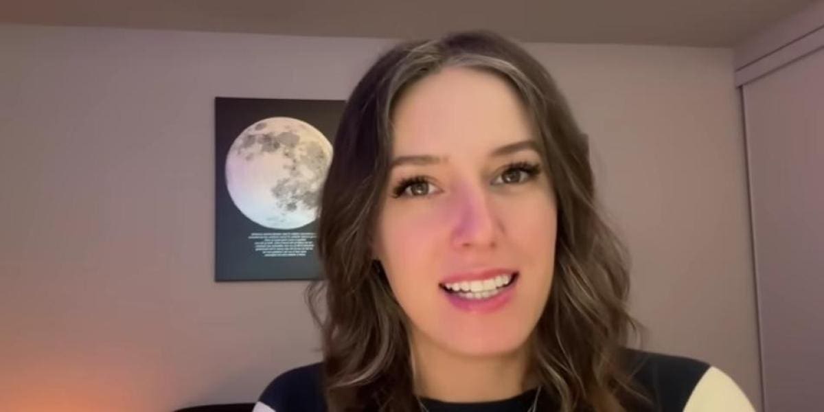La 'youtuber' 'Sari La Italiana' comentó que se sentía como si estuviera en su casa debido a la calidez de las personas.