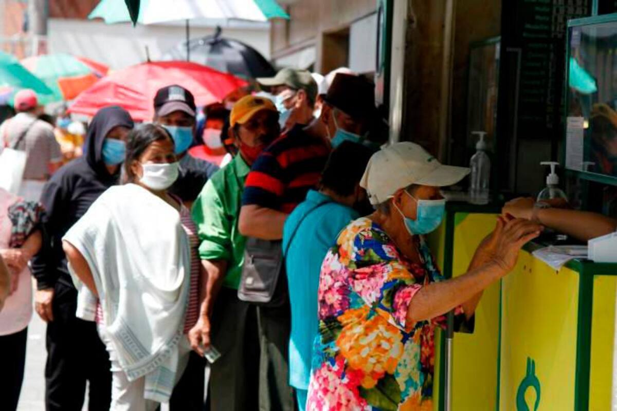 Los bonos ahora se entregan en puntos La Perla, en remplazo de Efecty. (Foto: Archivo / VANGUARDIA)