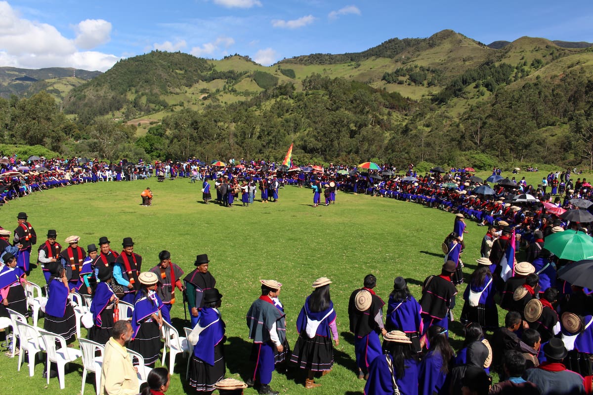 Enero 03 de 2014. Cauca. Unos cinco mil indígenas se reunieron en Santiago para presenciar el cambio de autoridades tradicionales: gobernador, alcaldes zonales, secretarios y alguaciles. (Colprensa - José Navia)